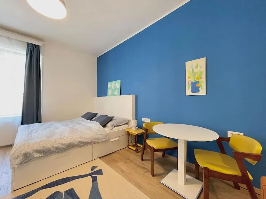 Stray Birds Fashion Apartment With 2Ppl/Wifi/Ac location