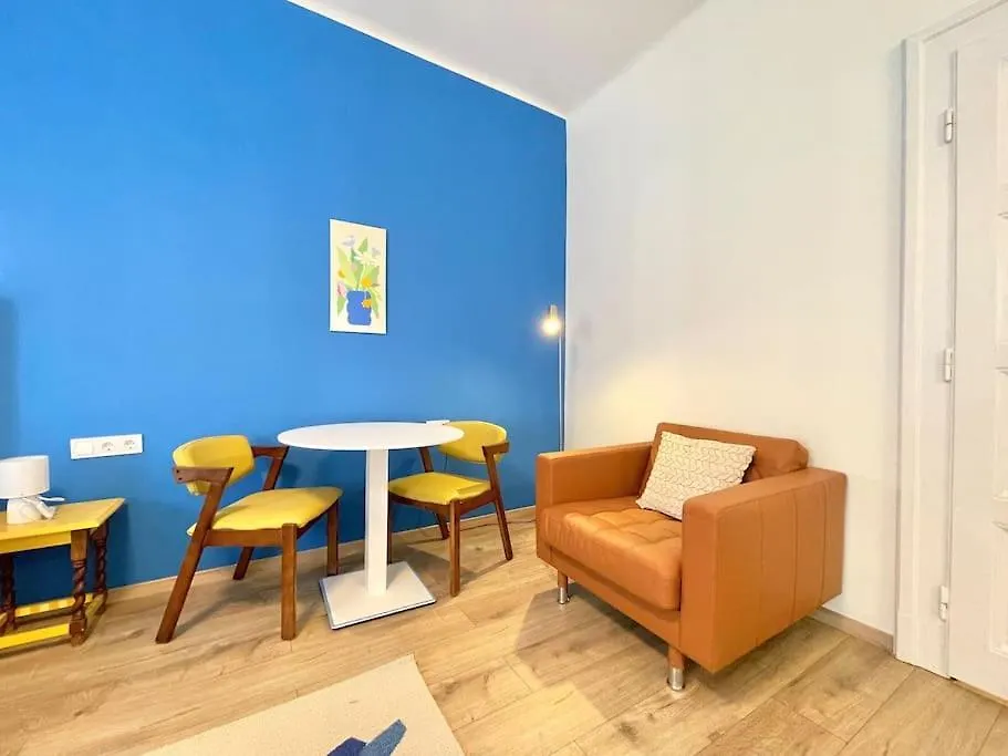 בודפשט Stray Birds Fashion Apartment With 2Ppl/Wifi/Ac 0*,  הונגריה